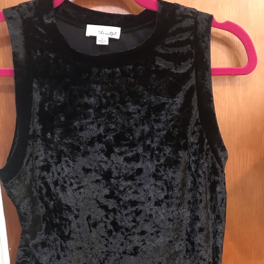 Black velvet Crop Top